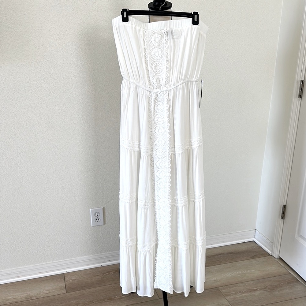 NWT Elegant White Strapless Maxi Dress